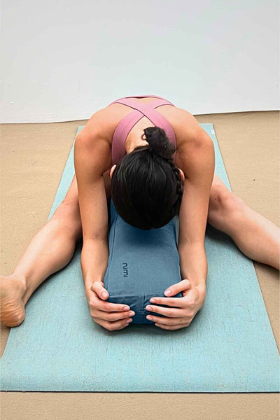 Cotton Yoga Bolster – Lean - Indigo