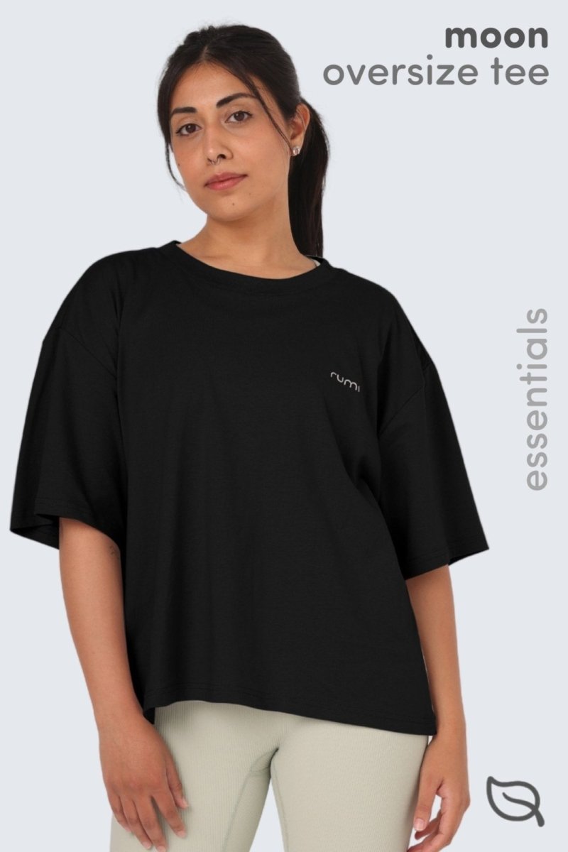 Rumi Earth - W Moon Tee Short Oversize - Black - R111122BKP - Tops